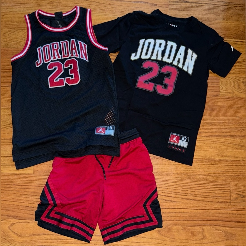 Lot of Nike Jordan 23 jersey, T-shirt and shorts YL and YM